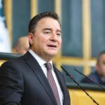 babacan-manisa-akhisardaki-tir-ile-otobus-kazasi-icin-bassagligi-diledi-OxKiXkPT